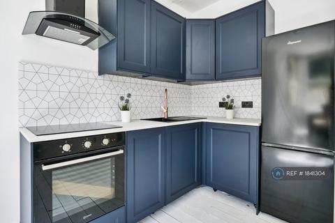 undefined, Lordship Park, London, N16