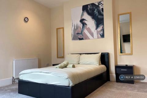 undefined, Redlam, Blackburn, BB2
