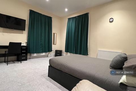 undefined, Redlam, Blackburn, BB2