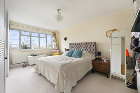 undefined, St. Aubyns Court, SW19