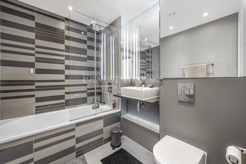 undefined, Avantgarde Tower, 1 Avantgarde Place, London, E1