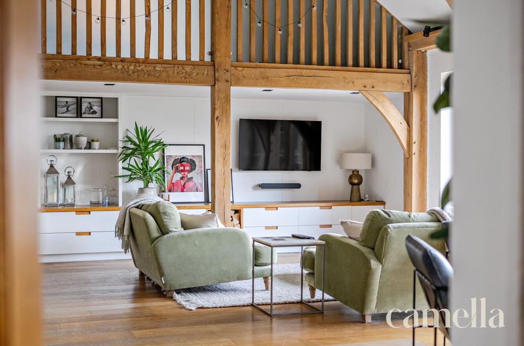 Living/dining area