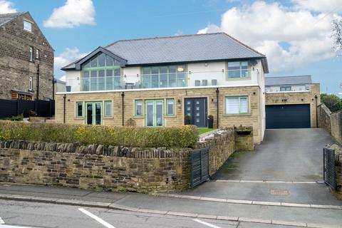 4 bedroom detached house for sale, Meltham Road, Netherton, Huddersfield, HD4