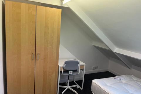 undefined, Crossley Terrace, Room 5