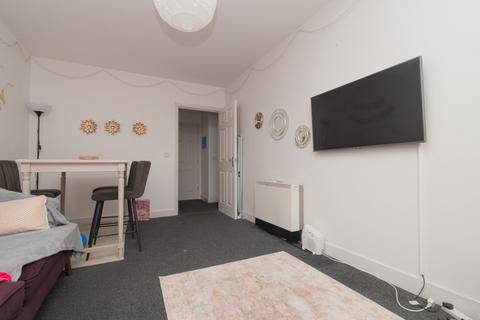 2 bedroom flat for sale, Dextor Close, Canterbury, Kent, CT2