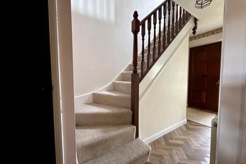 4 bedroom detached house for sale, Stonham Road, Stowmarket IP14