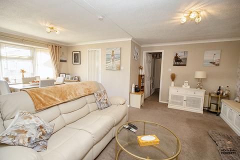 2 bedroom park home for sale, Osborne Road, Wisbech, PE13
