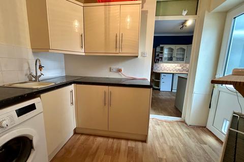 3 bedroom terraced house for sale, Queen Street, Silsden, Keighley, BD20