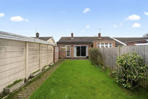 2 bedroom semi-detached bungalow for sale, Jones Road, Goffs Oak, EN7