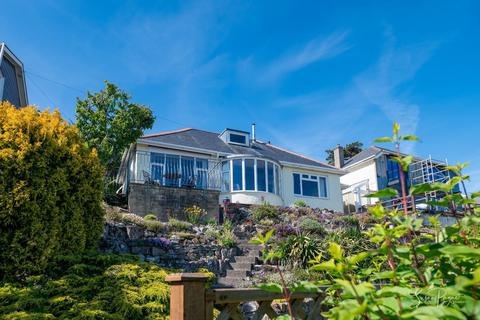 2 bedroom detached bungalow for sale, St. Albans Gardens, Ventnor