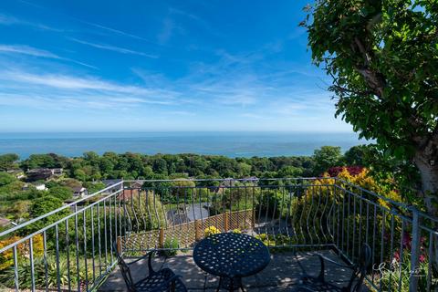 2 bedroom detached bungalow for sale, St. Albans Gardens, Ventnor