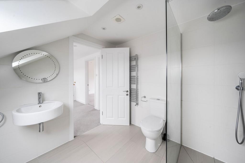 2nd floor bathroom