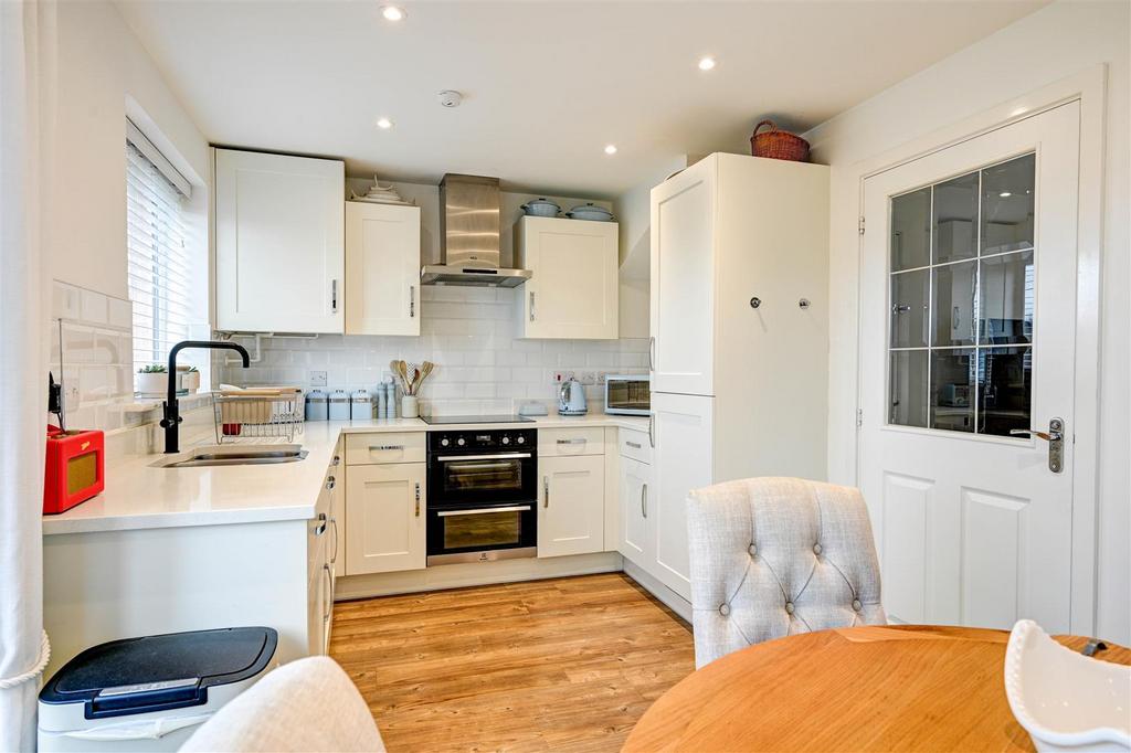 Kitchen diner 1.jpg