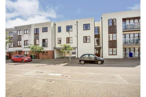 Greenlands Road, Basingstoke, RG24