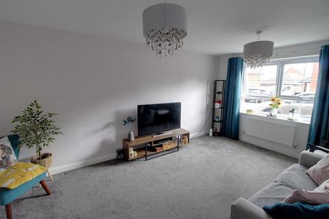 4 bedroom detached house for sale, Manor Road, Newent