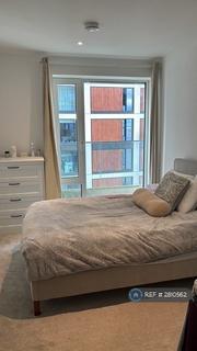 1 bedroom in a flat share to rent, Deveraux House, Woolwich Arsenal, London, SE18