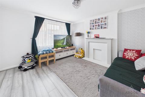 3 bedroom house for sale, Anglia Drive, Swadlincote DE11
