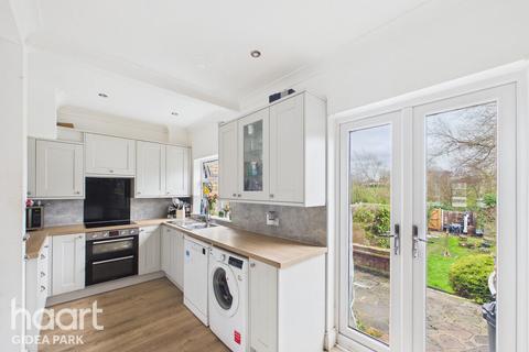 3 bedroom terraced house for sale, Northumberland Avenue, Hornchurch
