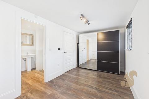 2 bedroom terraced house for sale, Emperor Road, Colchester
