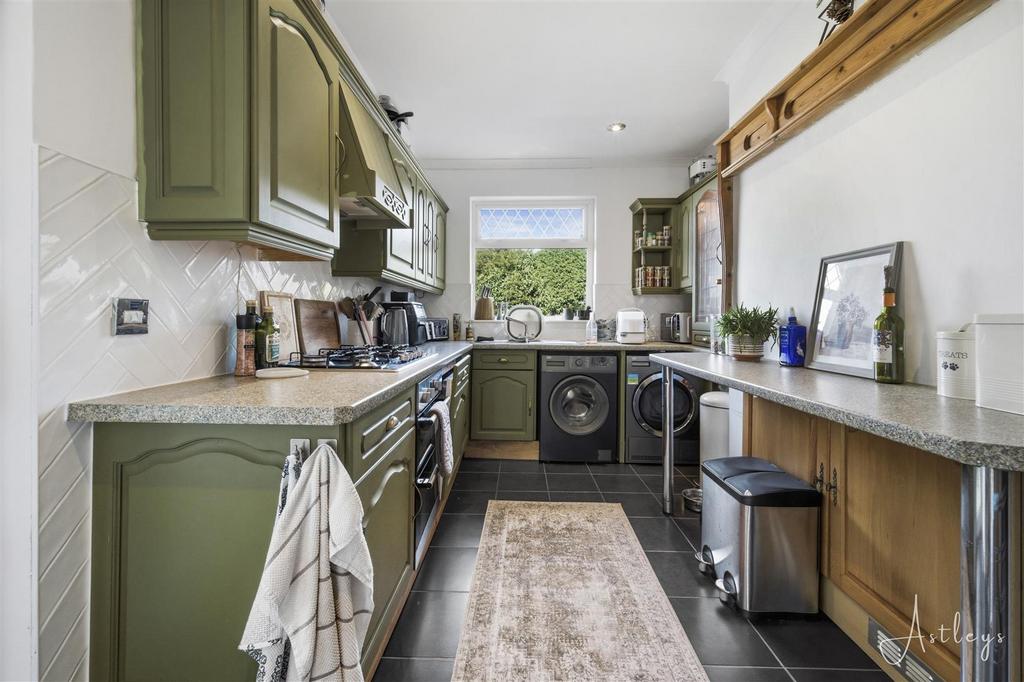 Kitchen/Breakfast Room