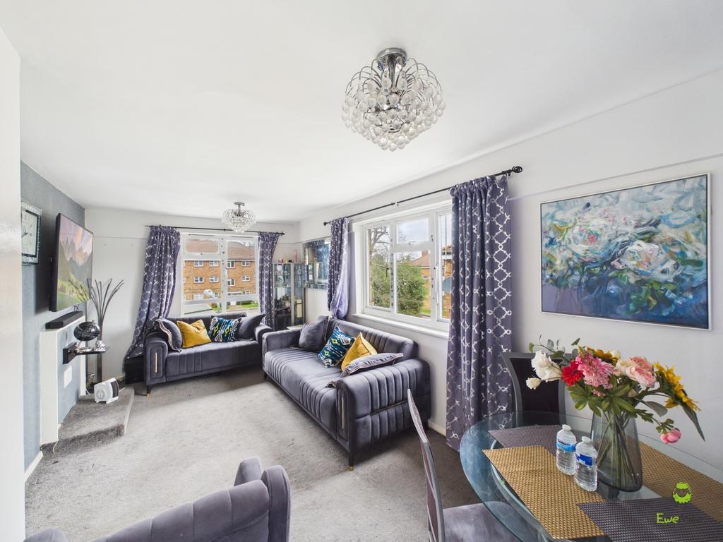 Presented by Kevin at Ewe Move Bexleyheath and Dart