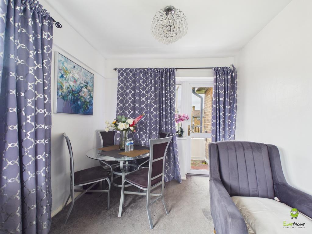 Presented by Kevin at Ewe Move Bexleyheath and Dart