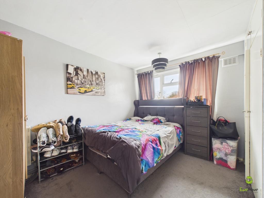 Presented by Kevin at Ewe Move Bexleyheath and Dart