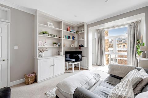 3 bedroom flat to rent, Stonor Road, W14
