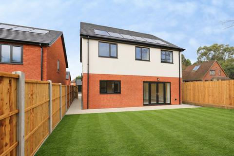undefined, Old Birmingham Road, Lickey End, Bromsgrove