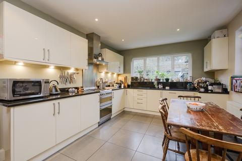undefined, Kenilworth Avenue, Wimbledon, London, SW19