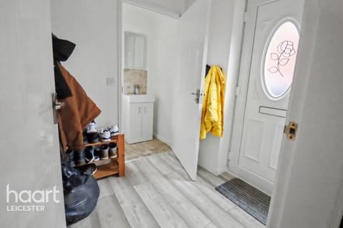3 bedroom semi-detached house for sale, Wodehouse Road, Leicester