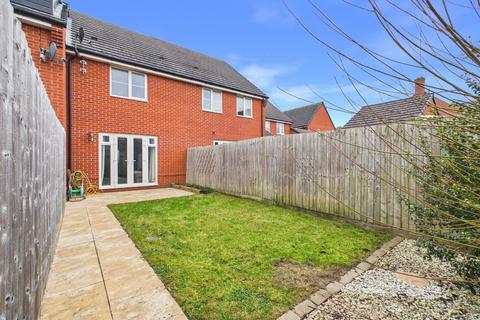 2 bedroom terraced house for sale, Red Kite Road, Oxfordshire OX39
