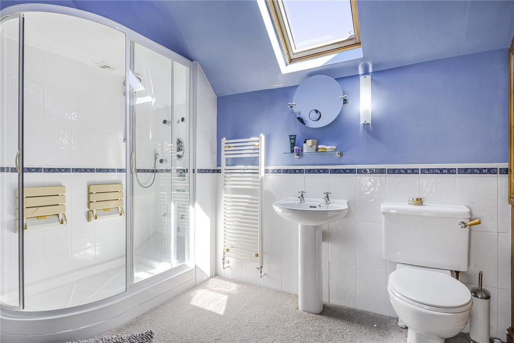 3 Bathrooms