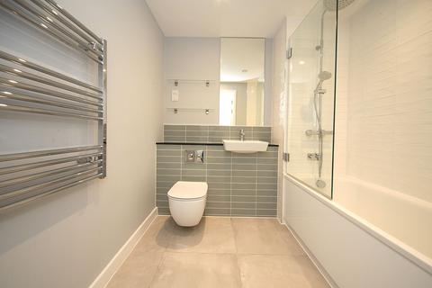2 bedroom apartment to rent, Viva Court, Kimpton Road, Luton
