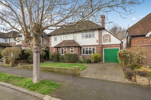 4 bedroom detached house for sale, Avondale Avenue, Esher