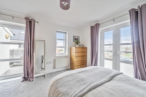 2 bedroom end of terrace house for sale, Hay Drive, Mitcham CR4