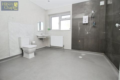 undefined, Camborne Avenue, Romford, RM3