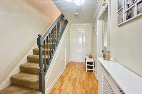 4 bedroom detached house for sale, Stanfield Court, Victoria Glade, Newcastle upon Tyne, NE7
