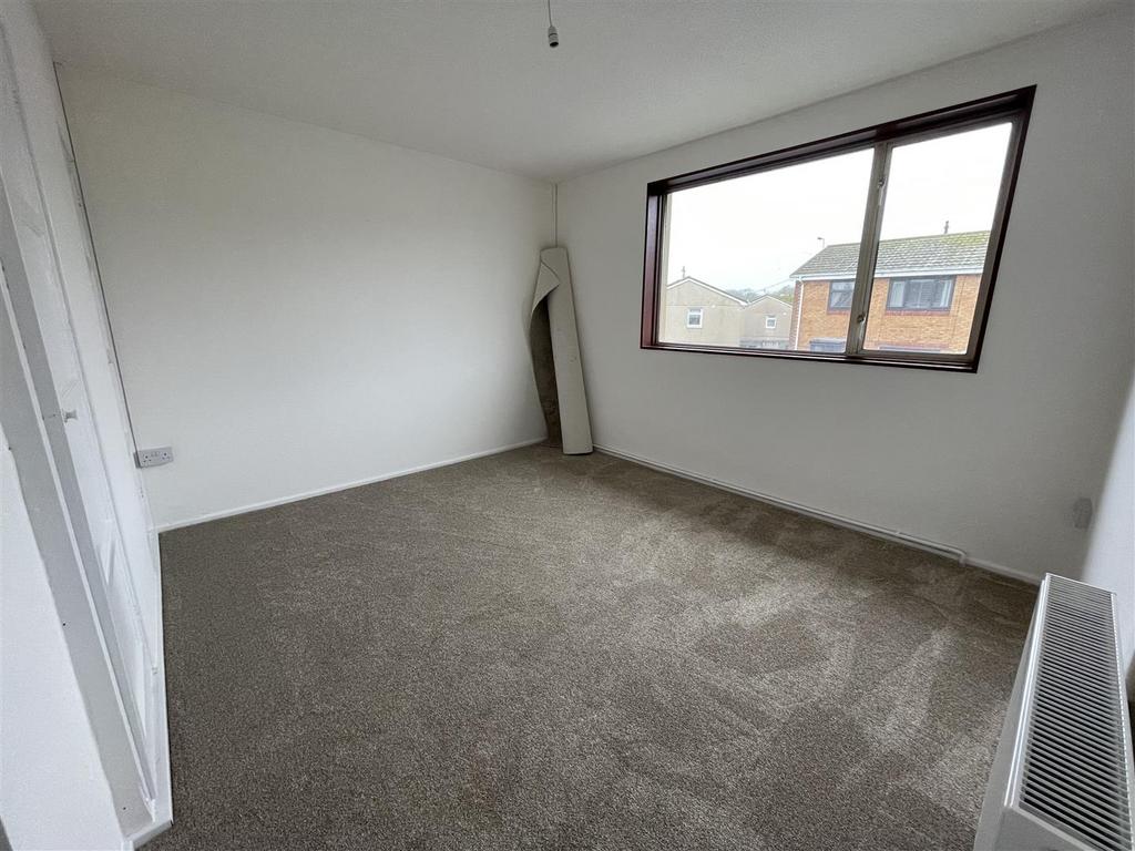 Bedroom 1: