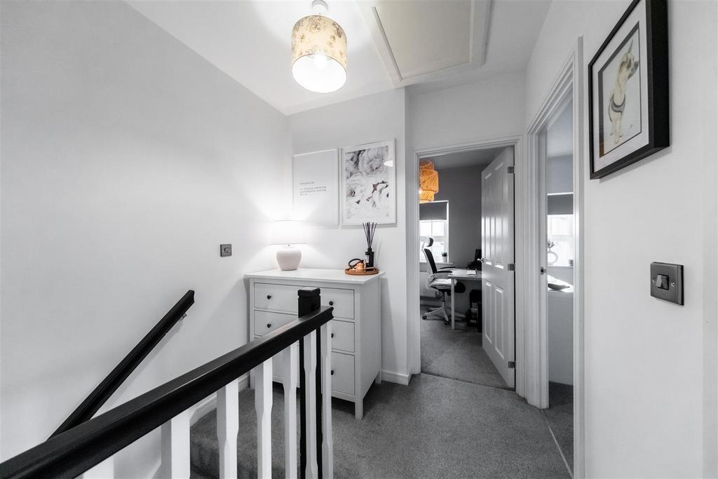 25 Hazelhurst Way-023.jpg