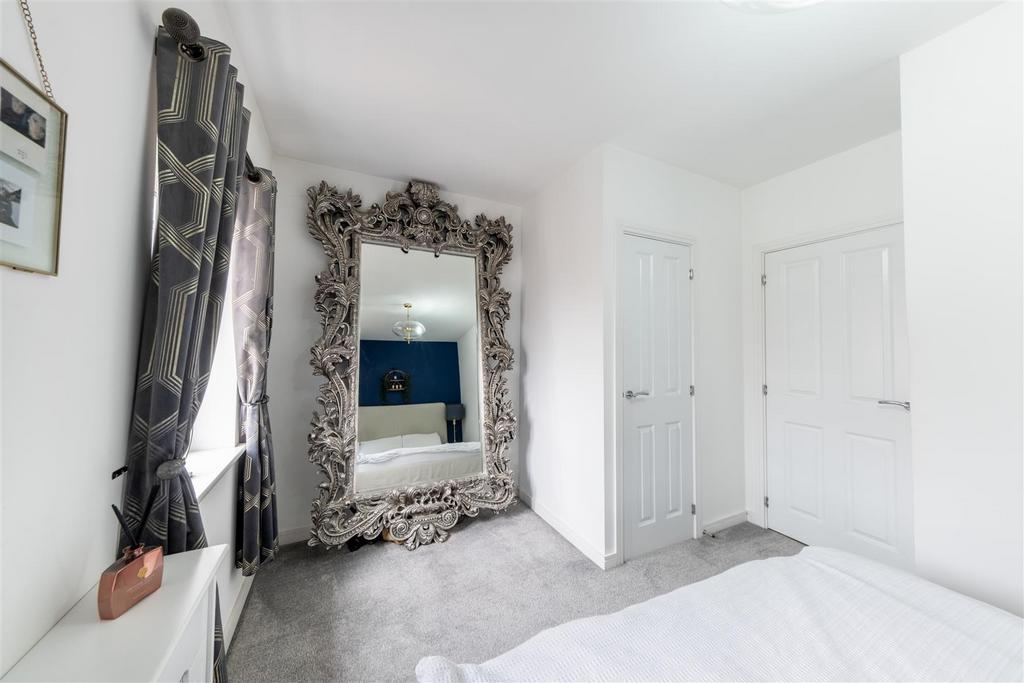 25 Hazelhurst Way-014.jpg