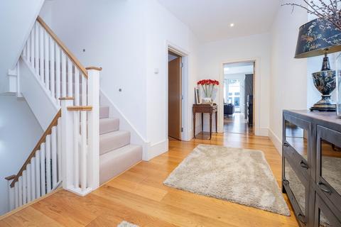 5 bedroom semi-detached house to rent, Dora Road, SW19