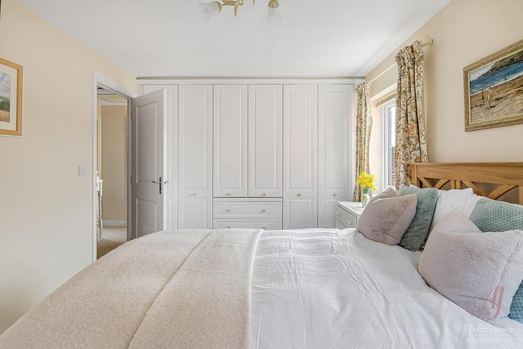 20 73924 watermarked.jpg