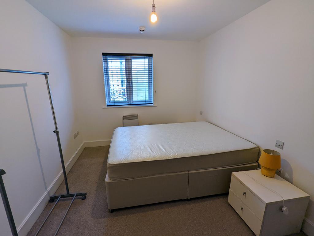4 Bedroom 2