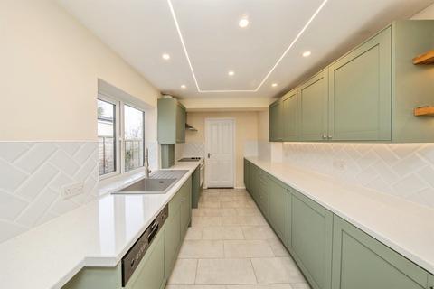 3 bedroom terraced house for sale, Rectory Road, Ipswich
