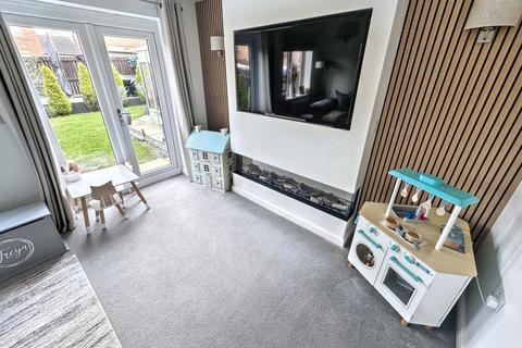3 bedroom semi-detached house for sale, Henderson Avenue, Wheatley Hill, Durham, Durham, DH6 3RZ
