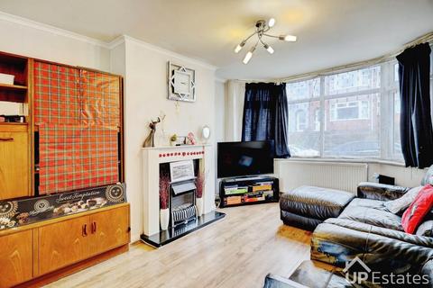 3 bedroom terraced house for sale, Galeys Road, Cheylesmore, Coventry