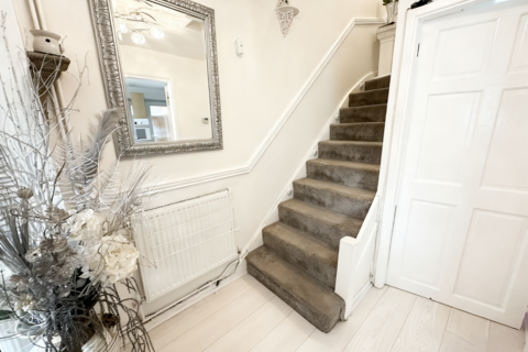 3 bedroom end of terrace house for sale, Parkside, Birmingham B32