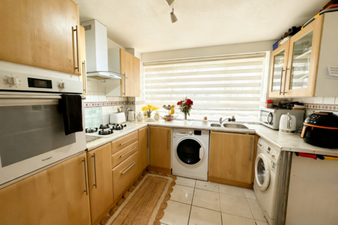 3 bedroom end of terrace house for sale, Parkside, Birmingham B32