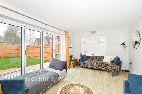 undefined, Stanley Mews, Billingshurst, West Sussex